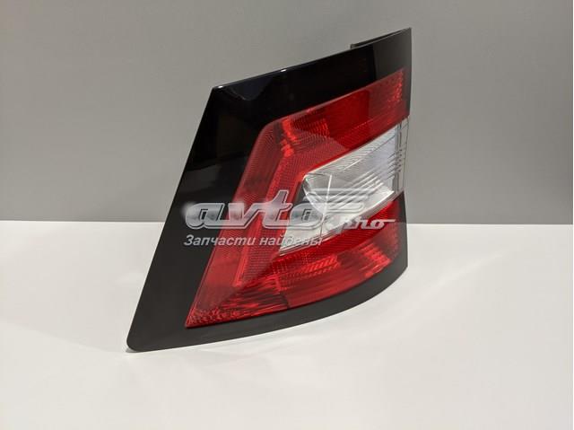 Compre 6V9945096 VAG Lanterna traseira direita
