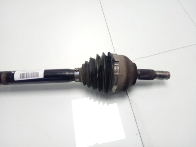 9820048080 Peugeot/Citroen Semieixo (acionador) dianteiro direito
