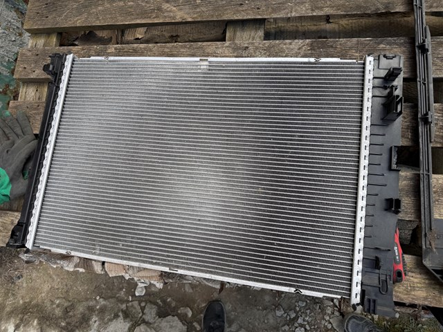 17119886561 BMW Radiador de esfriamento de motor