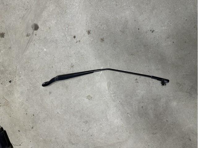  Braço de limpa-pára-brisas do pára-brisas Mazda 3 hatchback (BK) (2003 - 2009) 