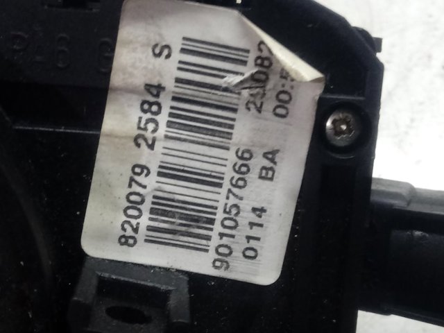 Compre 8200792584 Renault (RVI) Comutador direito instalado na coluna da direção