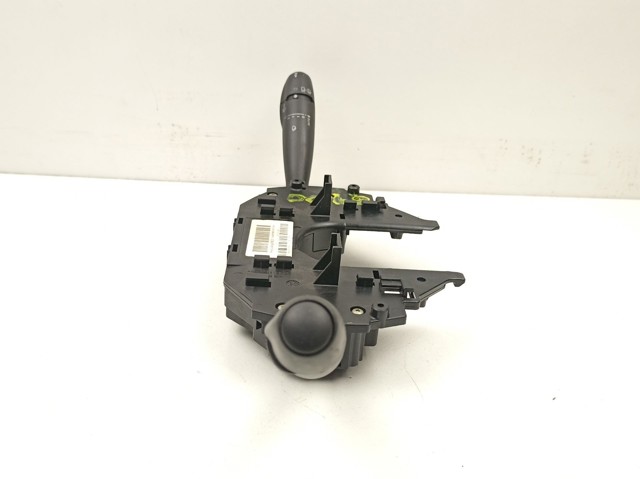 Comutador instalado na coluna da direção, montado 96644965XT Peugeot/Citroen