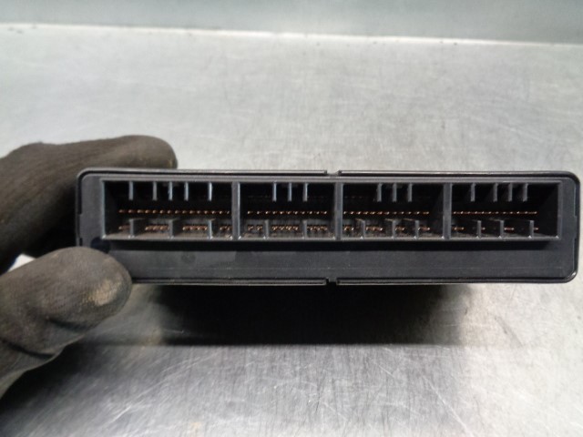 Compre 88281SC230 Subaru Unidade de conforto