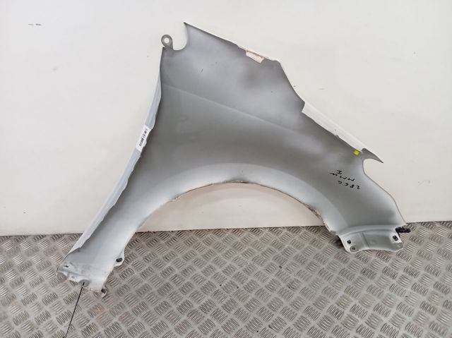 Pára-lama dianteiro esquerdo Toyota 53812K0070