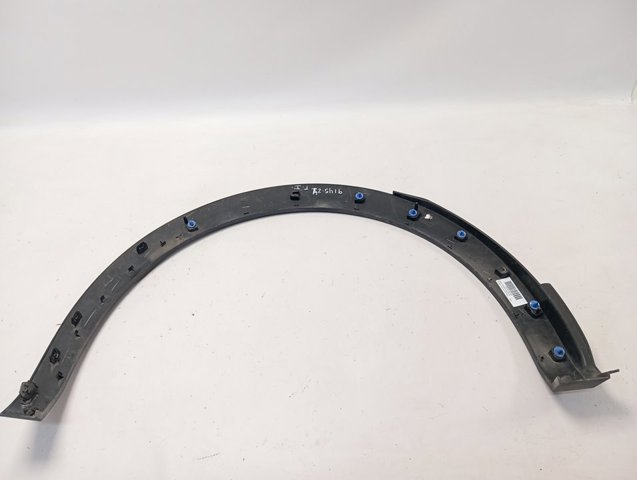 Expansor esquerdo (placa sobreposta) de arco do pára-lama traseiro Peugeot/Citroen 98365912XT preço, a partir de 41,49 USD