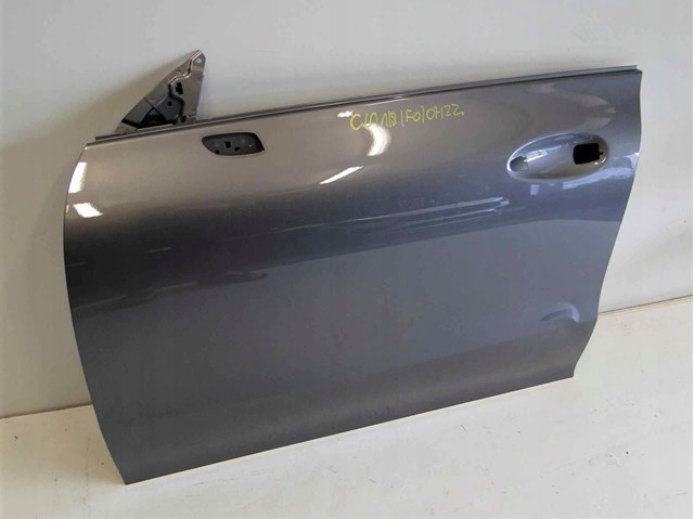 Porta dianteira esquerda A1187202101 Mercedes