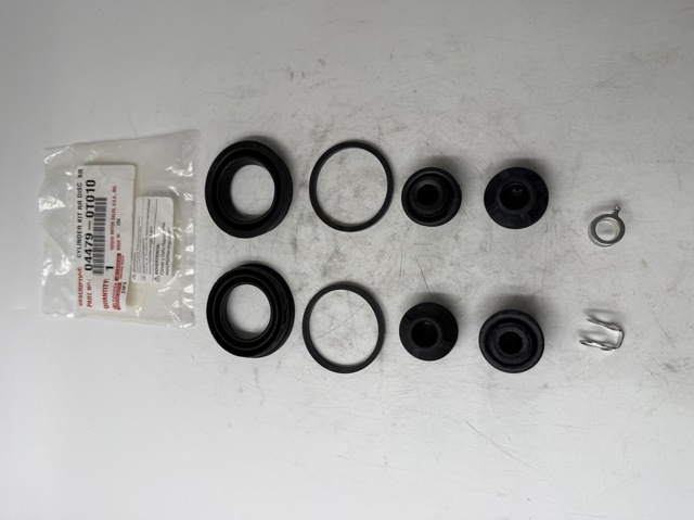 Compre 044790T010 Toyota Kit de reparação de suporte do freio traseiro