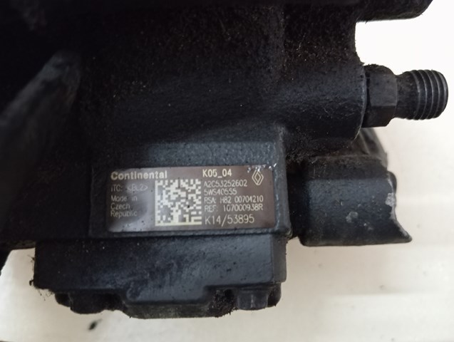 Bomba de combustível de pressão alta 8200704210 Renault (RVI)