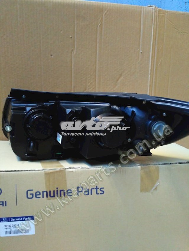 921022B011 Hyundai/Kia Luz direita