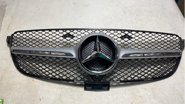 Grelha do radiador Mercedes A2928880060