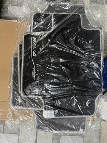 Compre PW21042013 Toyota Tapetes dianteiros + traseiros, kit