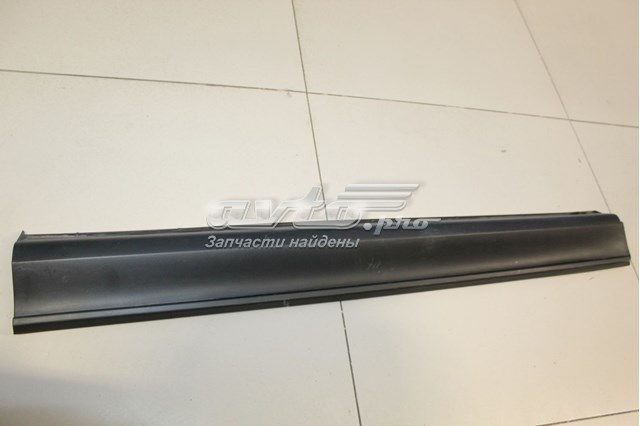 Moldura da porta dianteira esquerda KB7W51RB0C Mazda