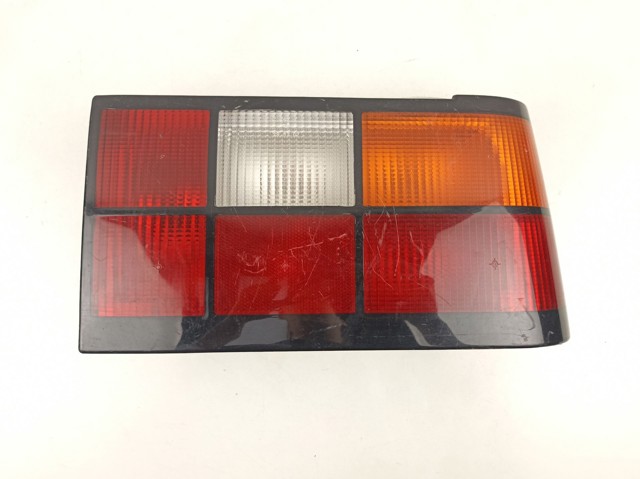 3454331 Volvo Lanterna traseira direita