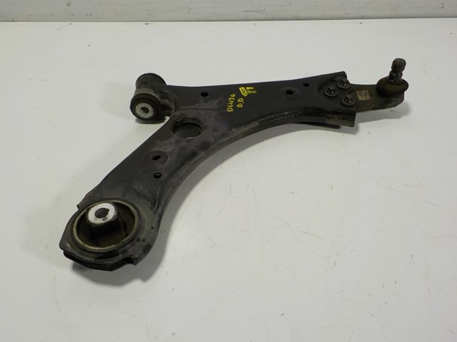 Braço oscilante inferior direito de suspensão dianteira Fiat/Alfa/Lancia 52082897 preço, a partir de 88,53 USD