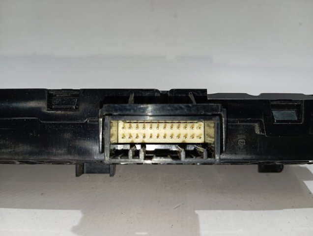  Renault (RVI) 283E81404R preço, a partir de 62,99 USD