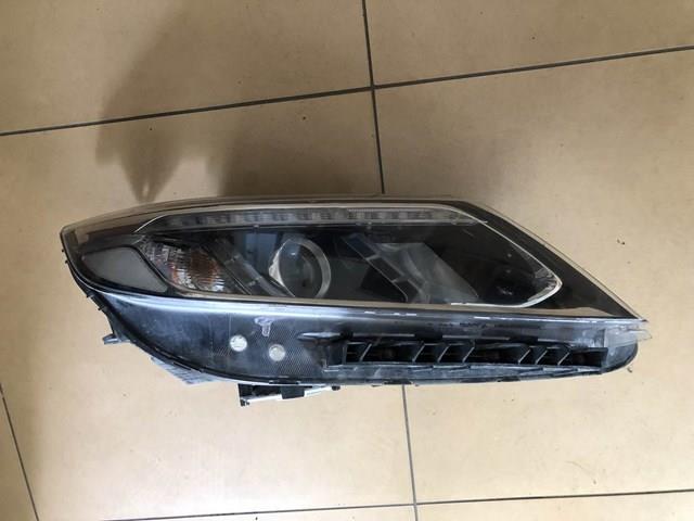 921022P630 Hyundai/Kia Luz direita