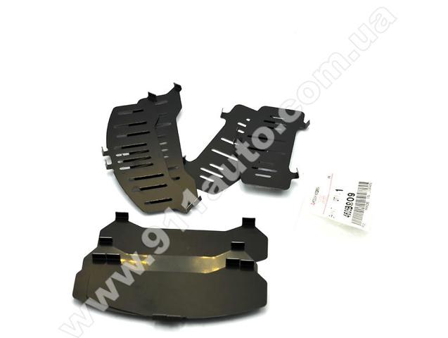 Chapa anti-ruído de fixação do freio de sapata dianteira 4605B909 Mitsubishi