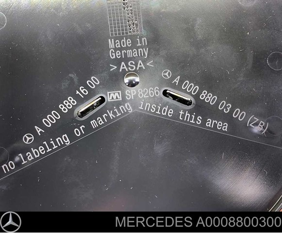 Emblema de grelha do radiador 0008800300 Mercedes