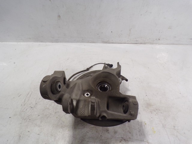 Pino moente (extremidade do eixo) traseiro direito LR087649 Land Rover