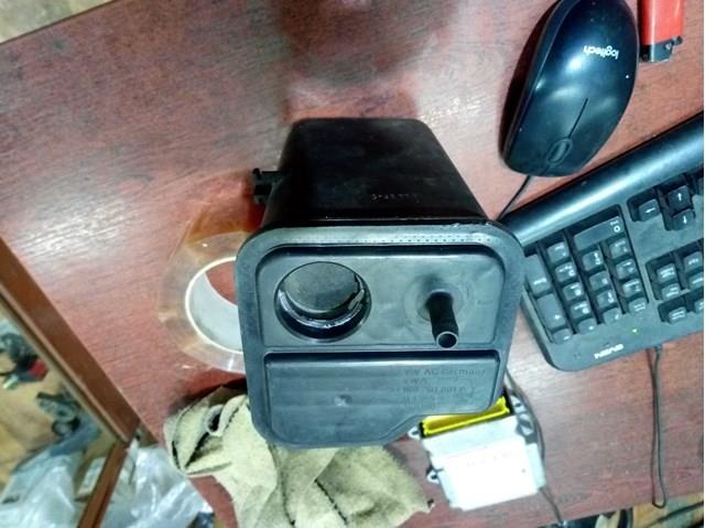 Compre 1K0201801 VAG Adsorvedor dos vapores de combustível