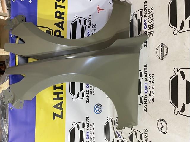 BDTS52210 Mazda Pára-lama dianteiro esquerdo