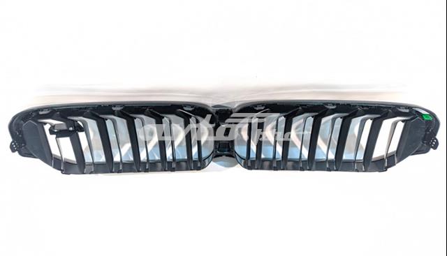 Compre 51138082108 BMW Grelha do radiador