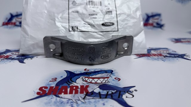 Suporte de rolamento suspenso do semieixo dianteiro LR161873 Land Rover