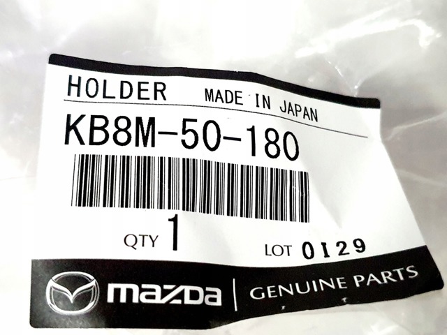KB8M50180 Mazda Painel de fixação de matrícula dianteira