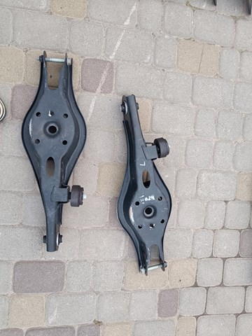 55210ATBA0 Hyundai/Kia Braço oscilante inferior esquerdo de suspensão traseira/direita