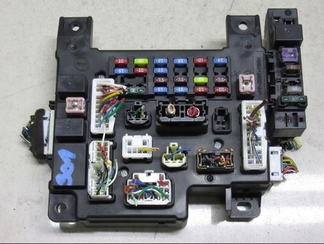  Mitsubishi 8637A824