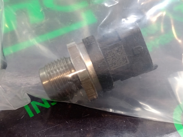Sensor de pressão de combustível Bosch 281006053 preço, a partir de 63,37 USD