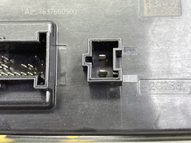 Módulo de direção (Centralina eletrônica) das luzes Mercedes 213900253464 preço, a partir de 70,01 USD