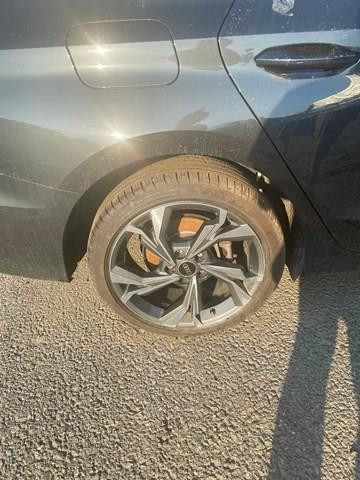 Discos de roda de aleação ligeira (de aleação ligeira, de titânio) VAG 8Y0601025H