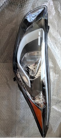 921013X050 Hyundai/Kia Luz esquerda