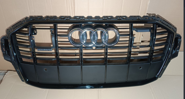 4M0853651AGVMZ VAG Grelha do radiador