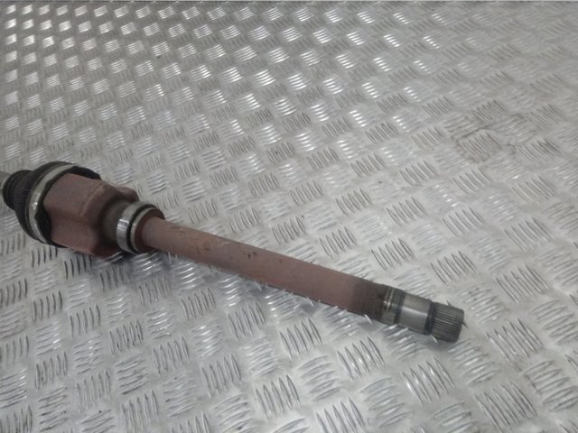 Semieixo (acionador) dianteiro direito 1614305680 Peugeot/Citroen