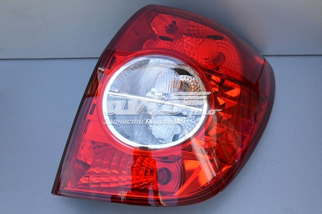 Lanterna traseira direita General Motors 20946136 preço, a partir de 241,46 USD