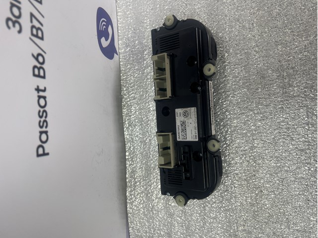 3AA907044J VAG Unidade de controlo dos modos de aquecimento/condicionamento