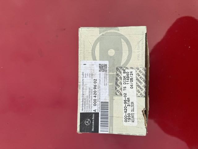  Mercedes A0004209602