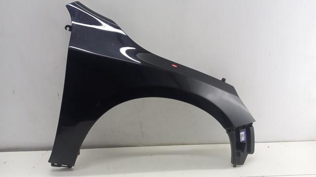 Pára-lama dianteiro direito 31352074 Volvo