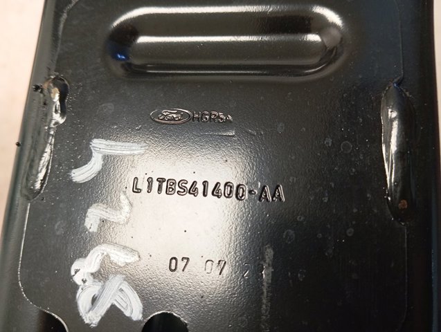 Reforçador do pára-choque traseiro Ford Puma  J2K, CF7