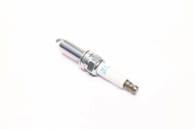 Vela de ignição NGK DILKR7C11