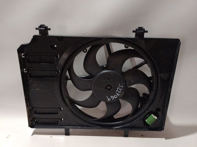 2645146 Ford Difusor do radiador de esfriamento, montado com motor e roda de aletas