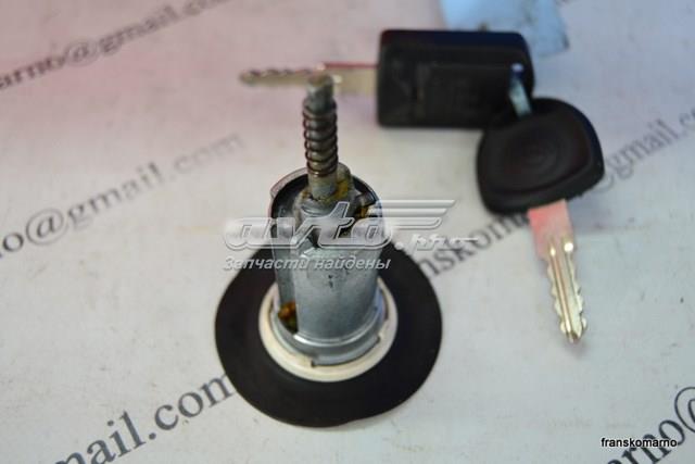 Fecho da porta dianteira esquerda Opel 13107754 preço, a partir de 14,80 USD