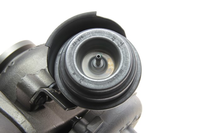7606999004W Garrett Turbina