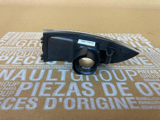 Pisca-pisca direito Polcar 6039207E preço, a partir de 22,70 USD
