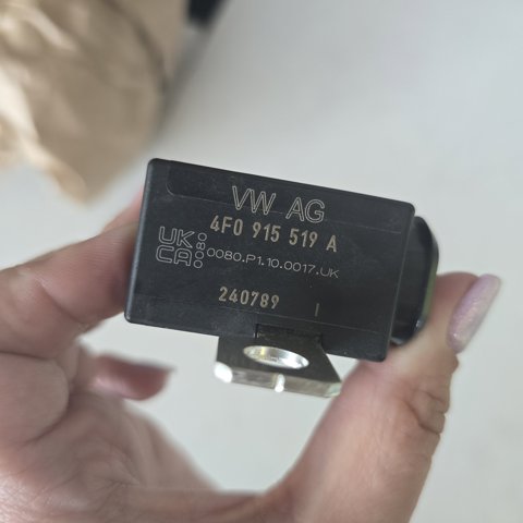 4F0915519A VAG Cartucho pirotécnico de bateria recarregável principal