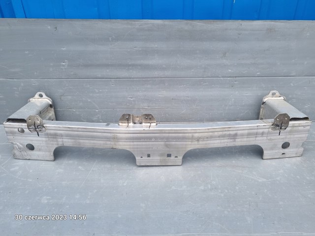 Reforçador do pára-choque dianteiro 9826115680 Peugeot/Citroen