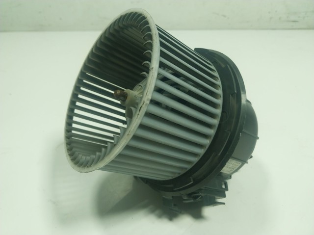 Motor de ventilador de forno (de aquecedor de salão) Peugeot/Citroen 9833380480 preço, a partir de 163,73 USD