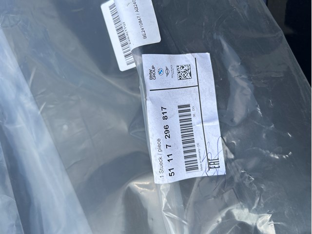 Placa sobreposta do pára-choque dianteiro BMW 51117296817 preço, a partir de 164,31 USD